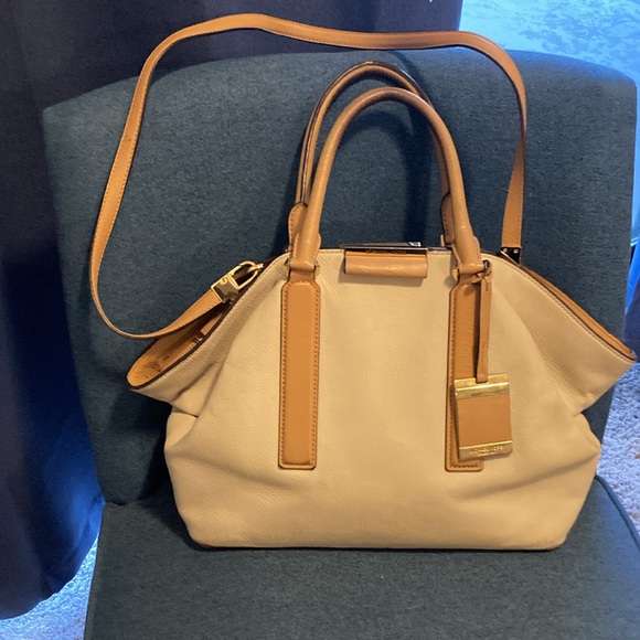 Michael Kors signature bag - Picture 12 of 13